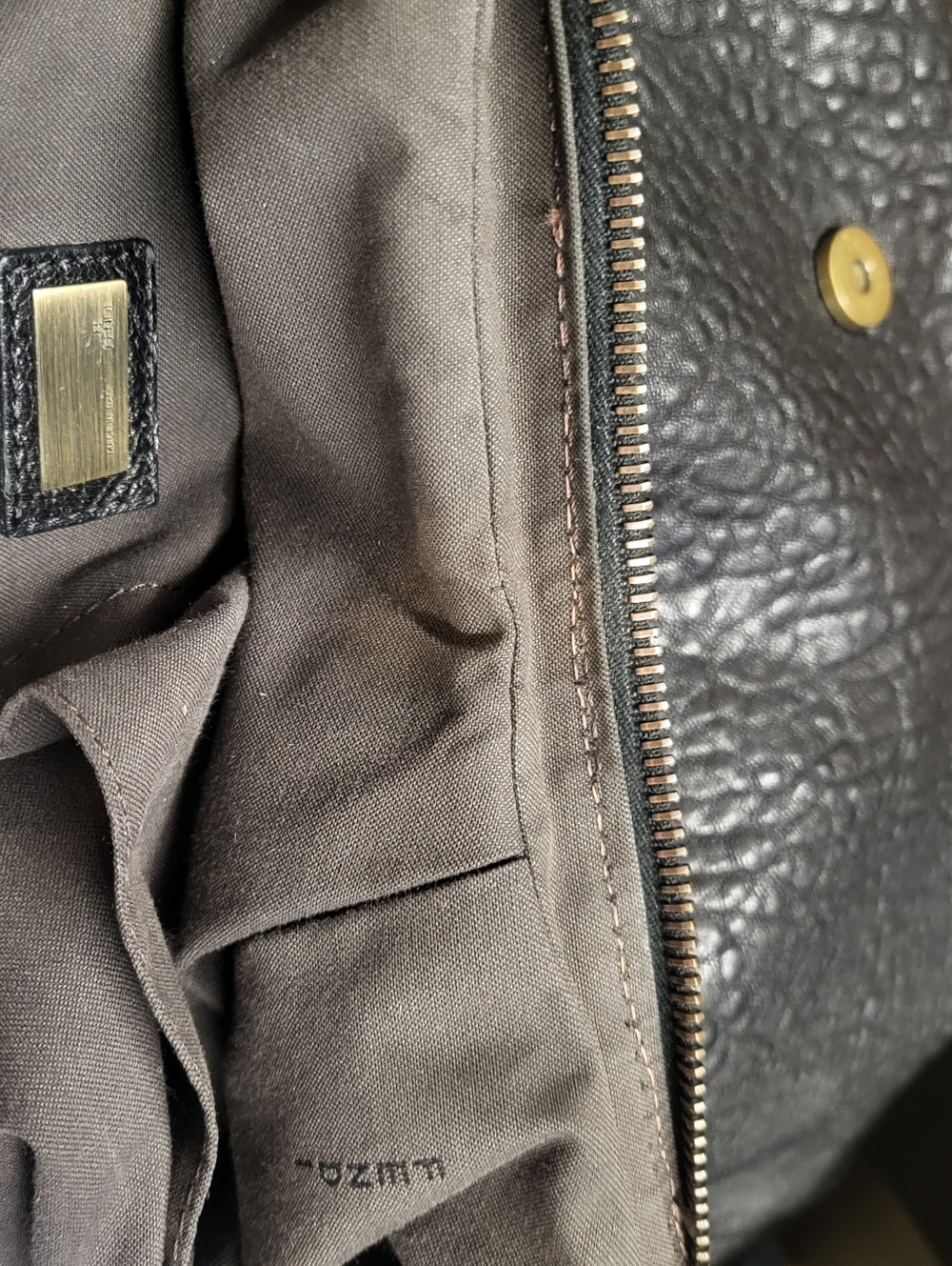 Vintage Fendi Black Leather Borsa B Hobo Shoulder Bag - Picture 12 of 14
